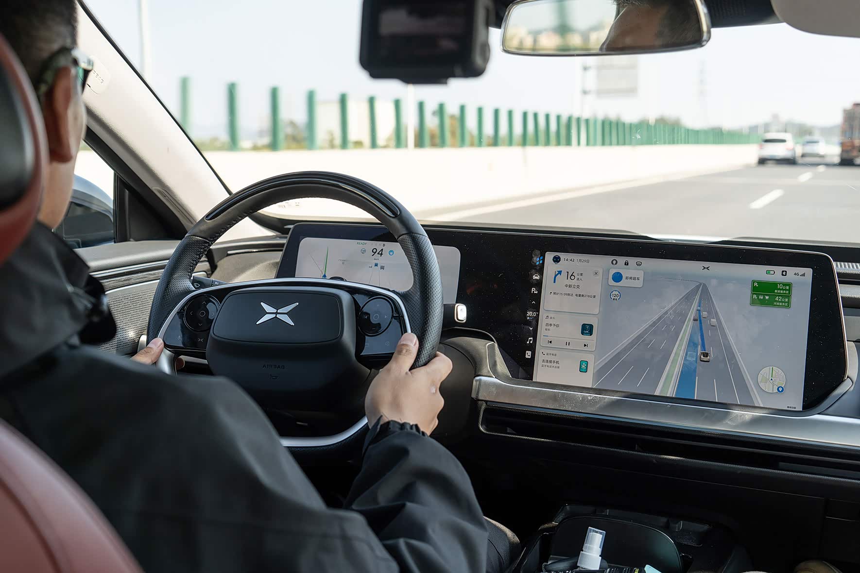 高速自动超车也会在地图上有显示