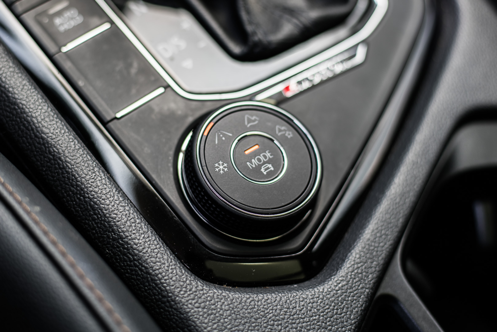 途岳的四驱模式切换旋钮