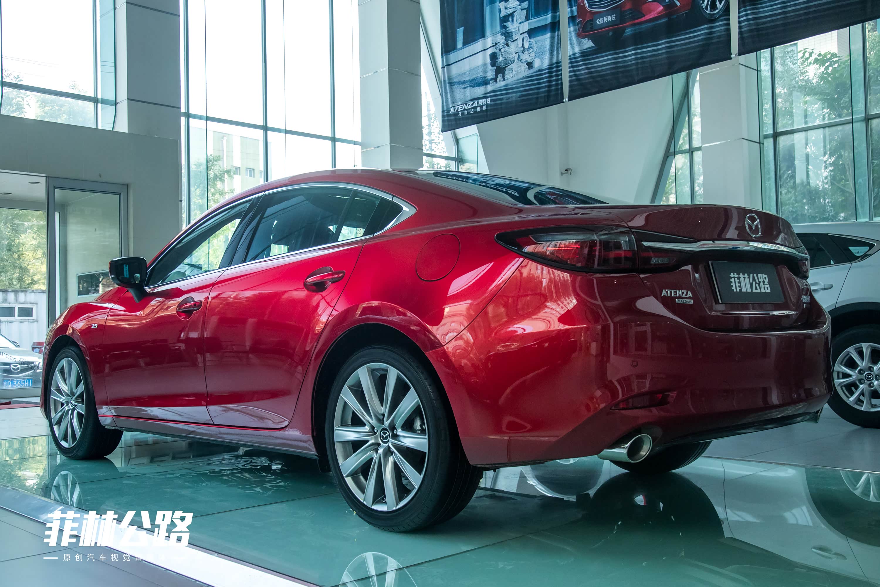 2020款 2.5L 蓝天至尊版