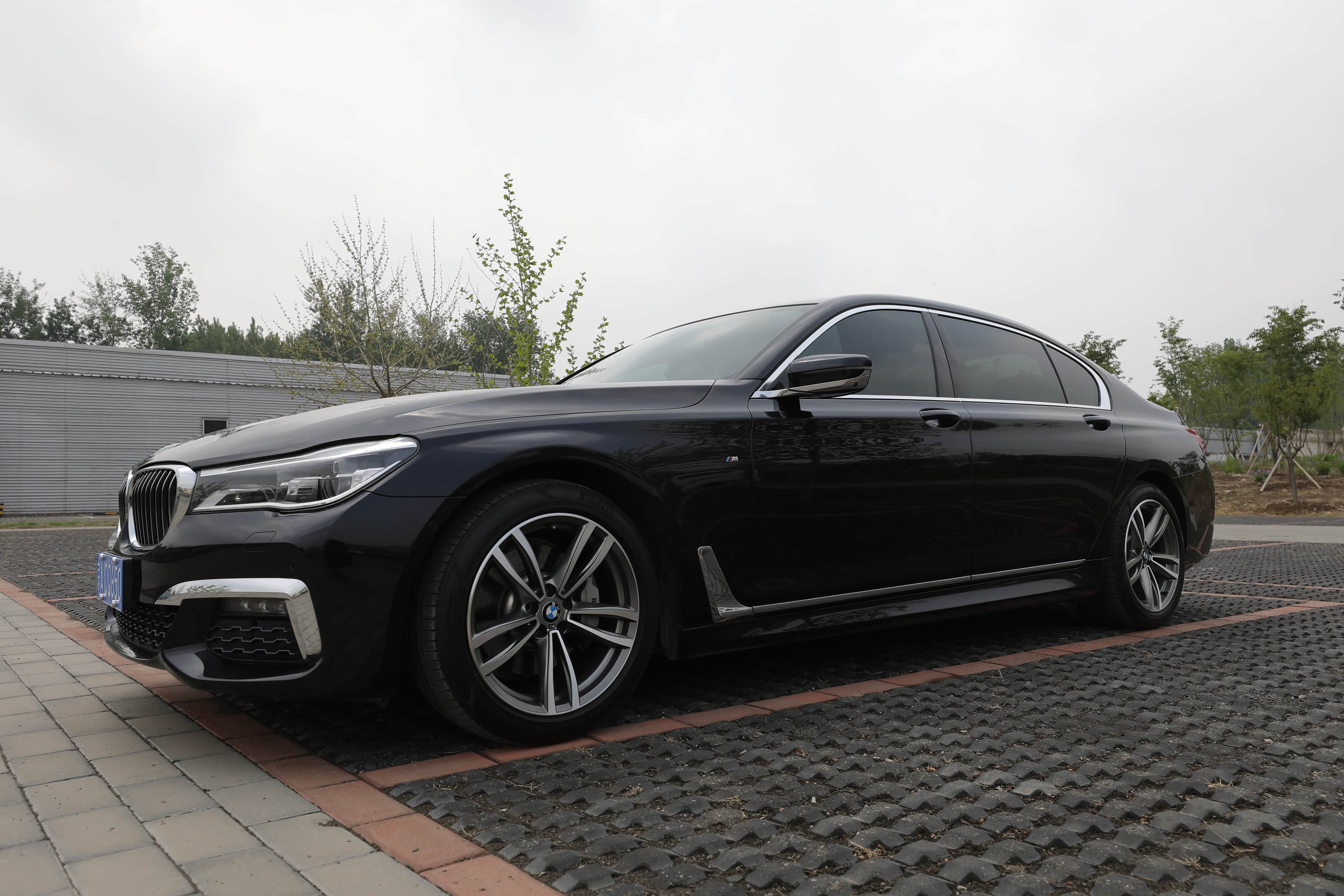 是蓝是黑 这是个问题