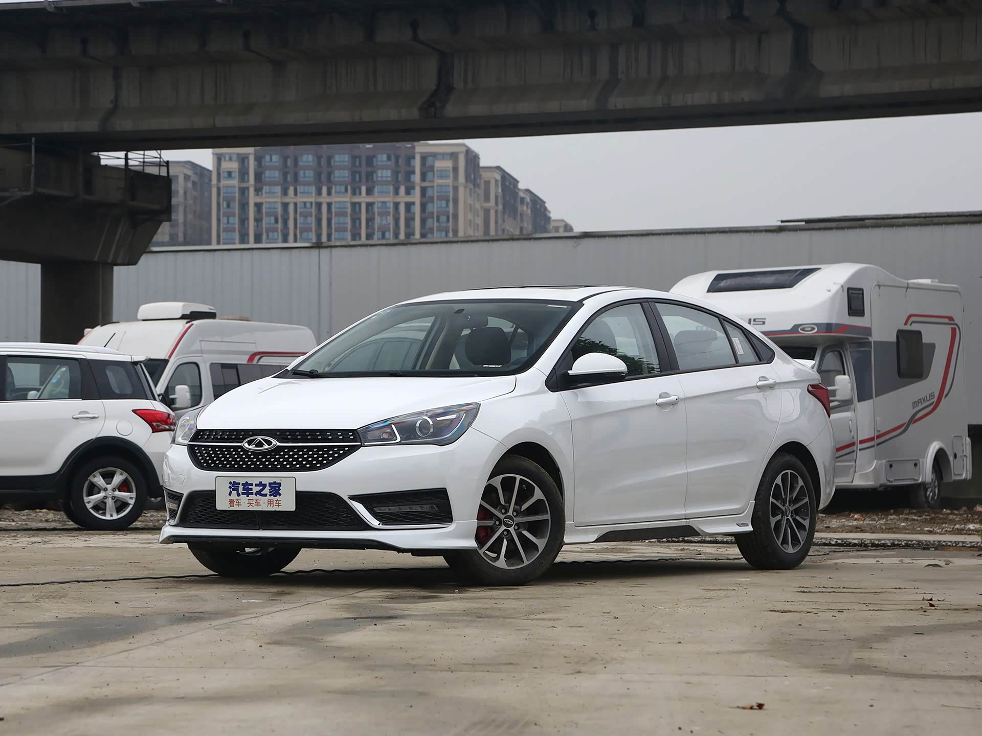 艾瑞泽5 1.5L燃油手动运动版（下同）