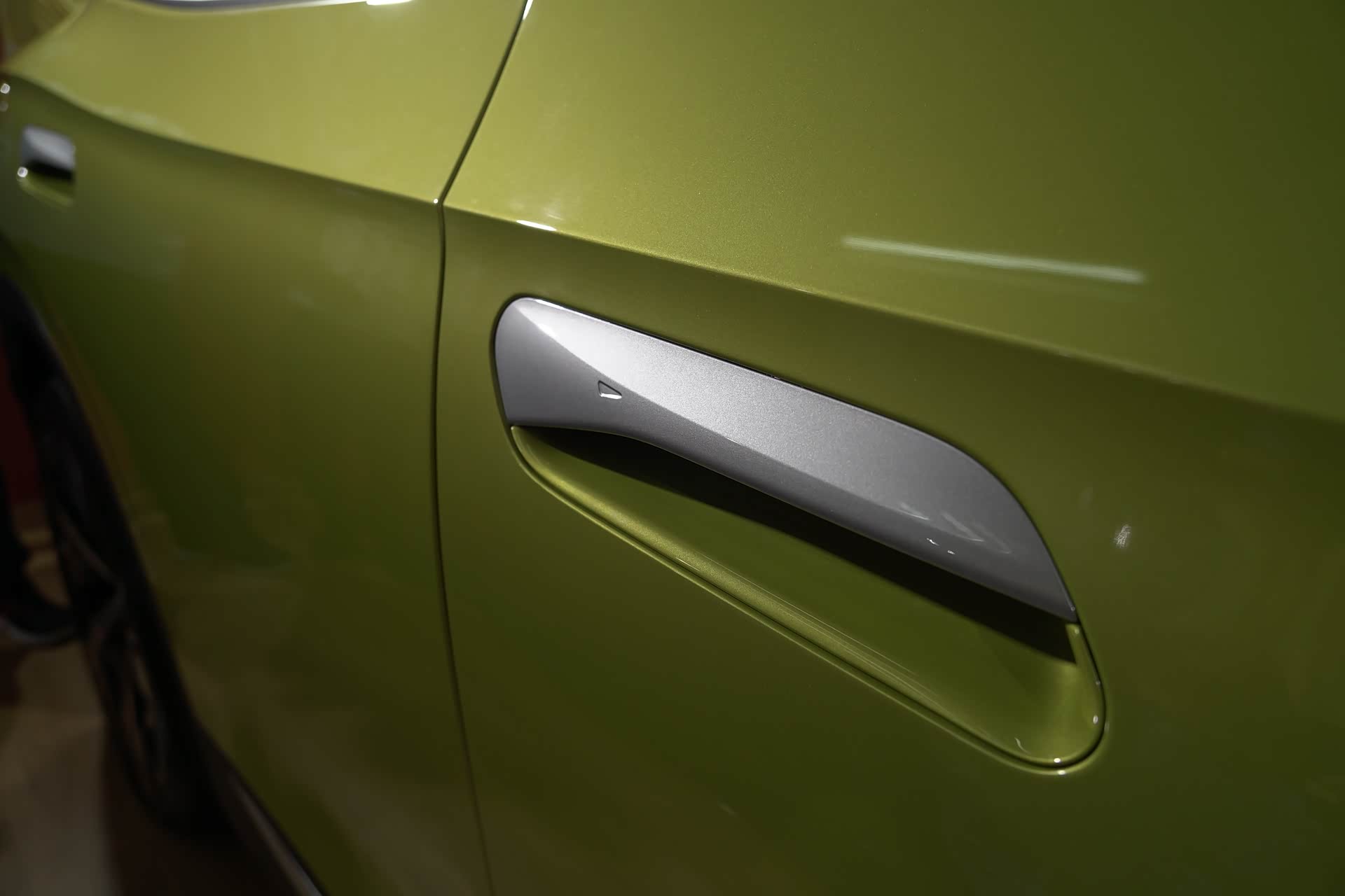 这拉手你喜不喜欢？