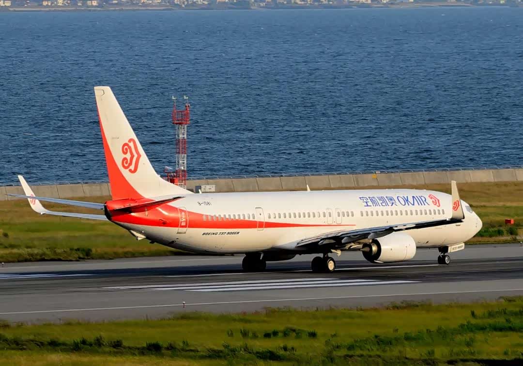 奥凯航空的波音737-900ER