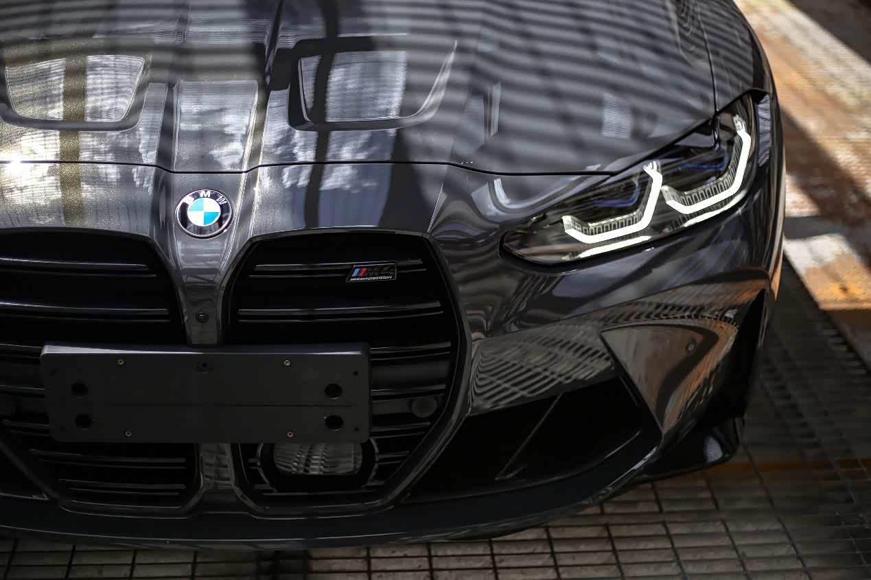 ▲全新M4超大双肾的前脸设计争议一直存在，但不可否认辨识度大大增加