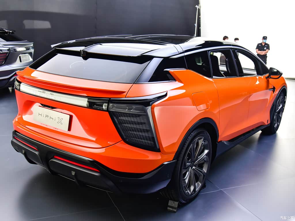 配图为2021款 创始版6座