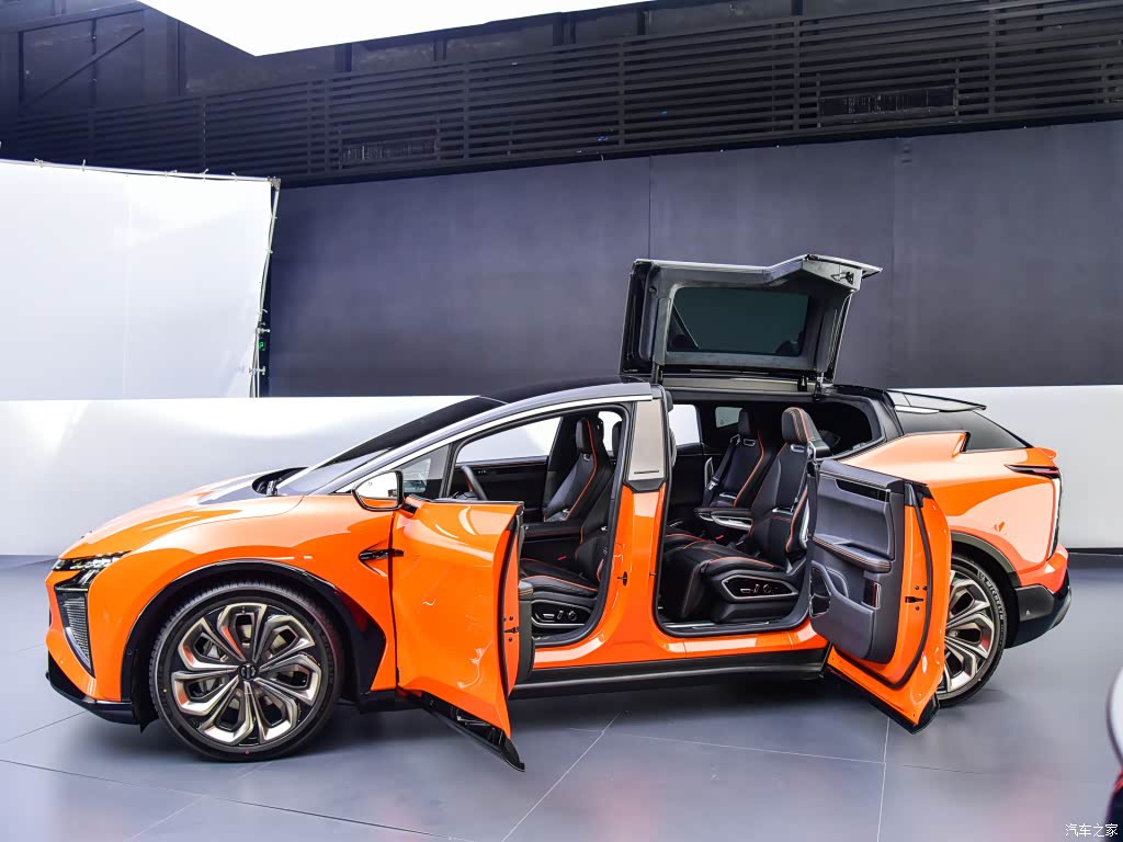 配图为2021款 创始版6座