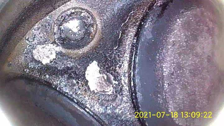 清洁后的喷油嘴金属本色出现，已经疏通，感觉动力明显变好