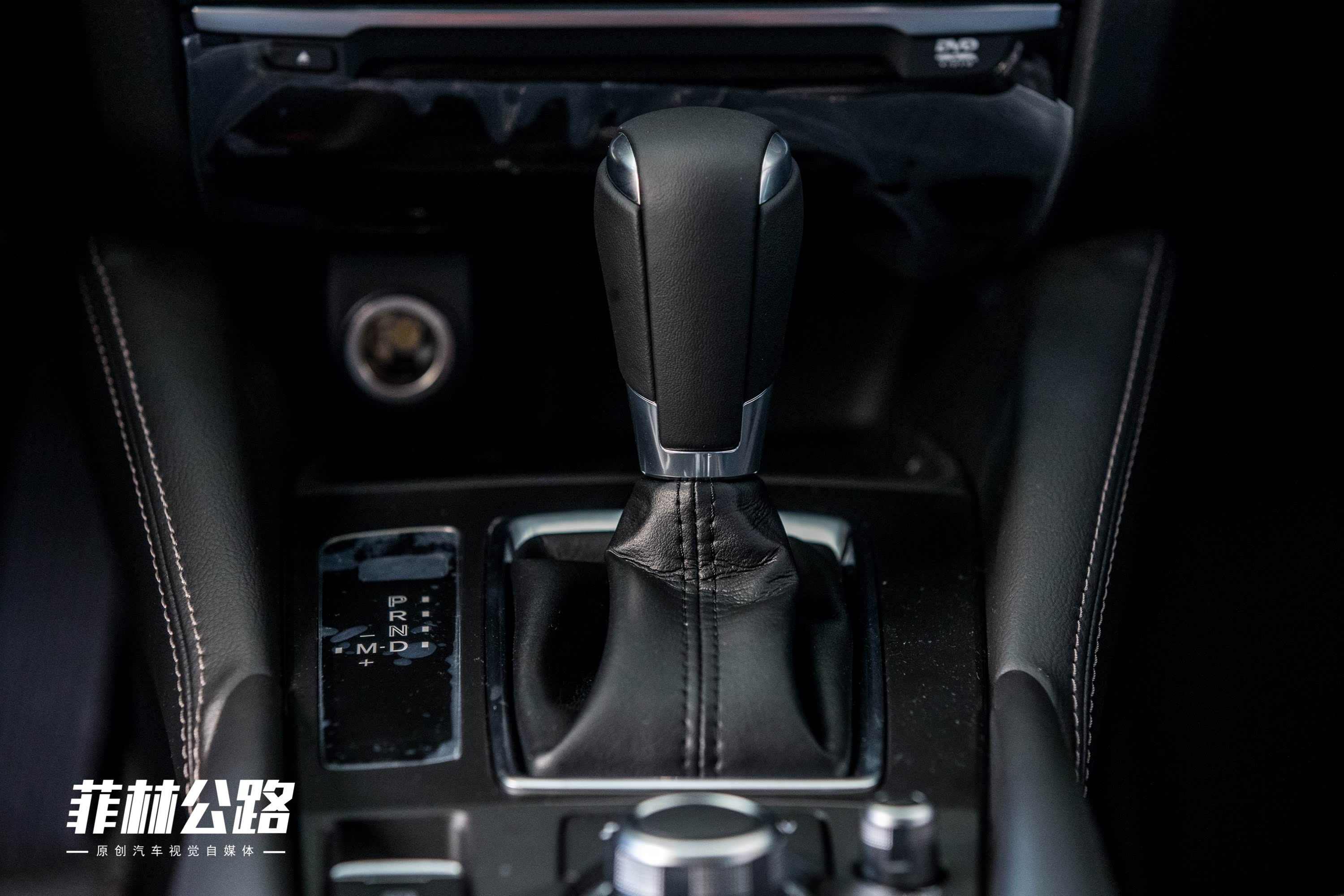 2018款 2.5L 蓝天尊崇版