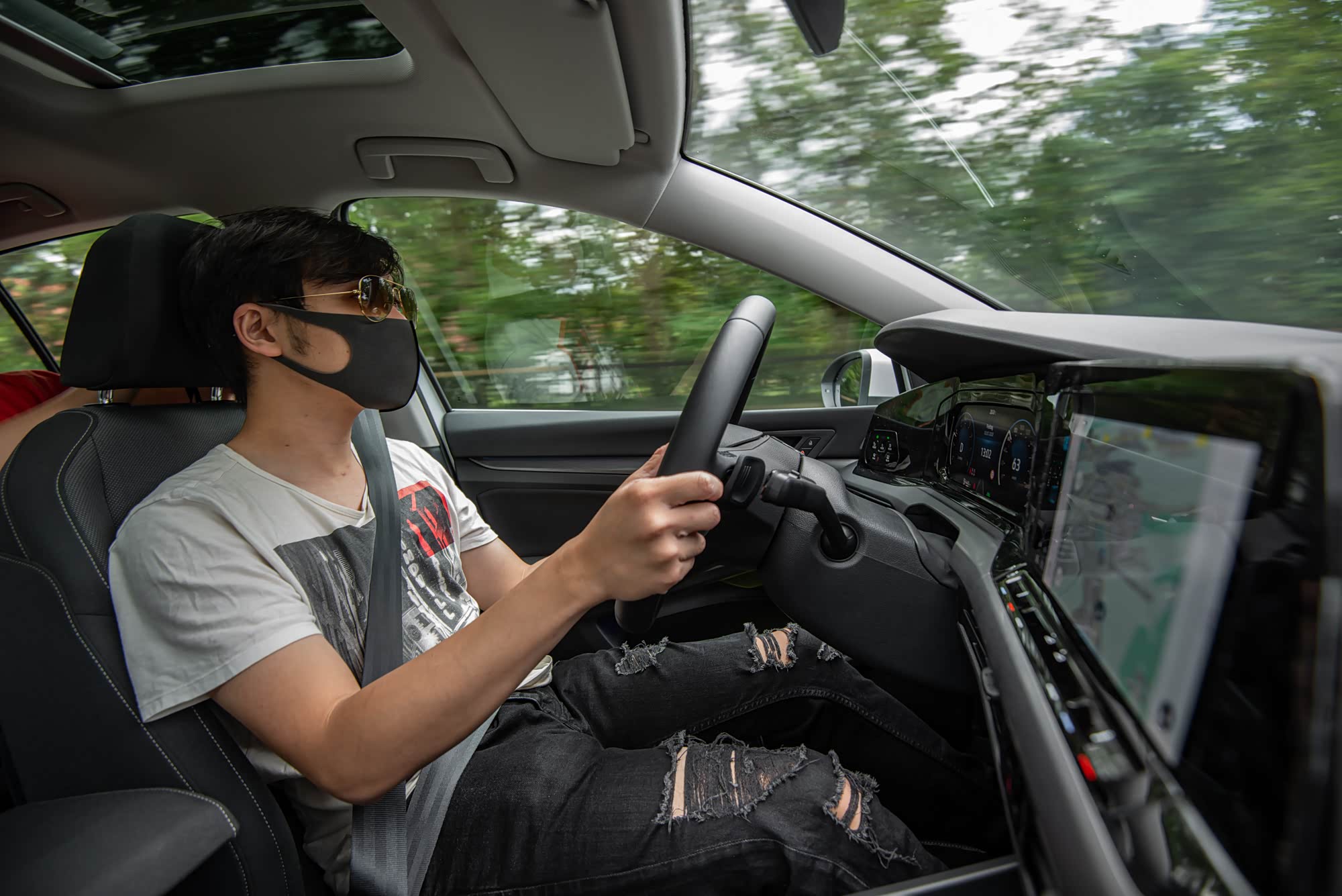 悬架过于硬朗，会让车内乘客感觉明显不适