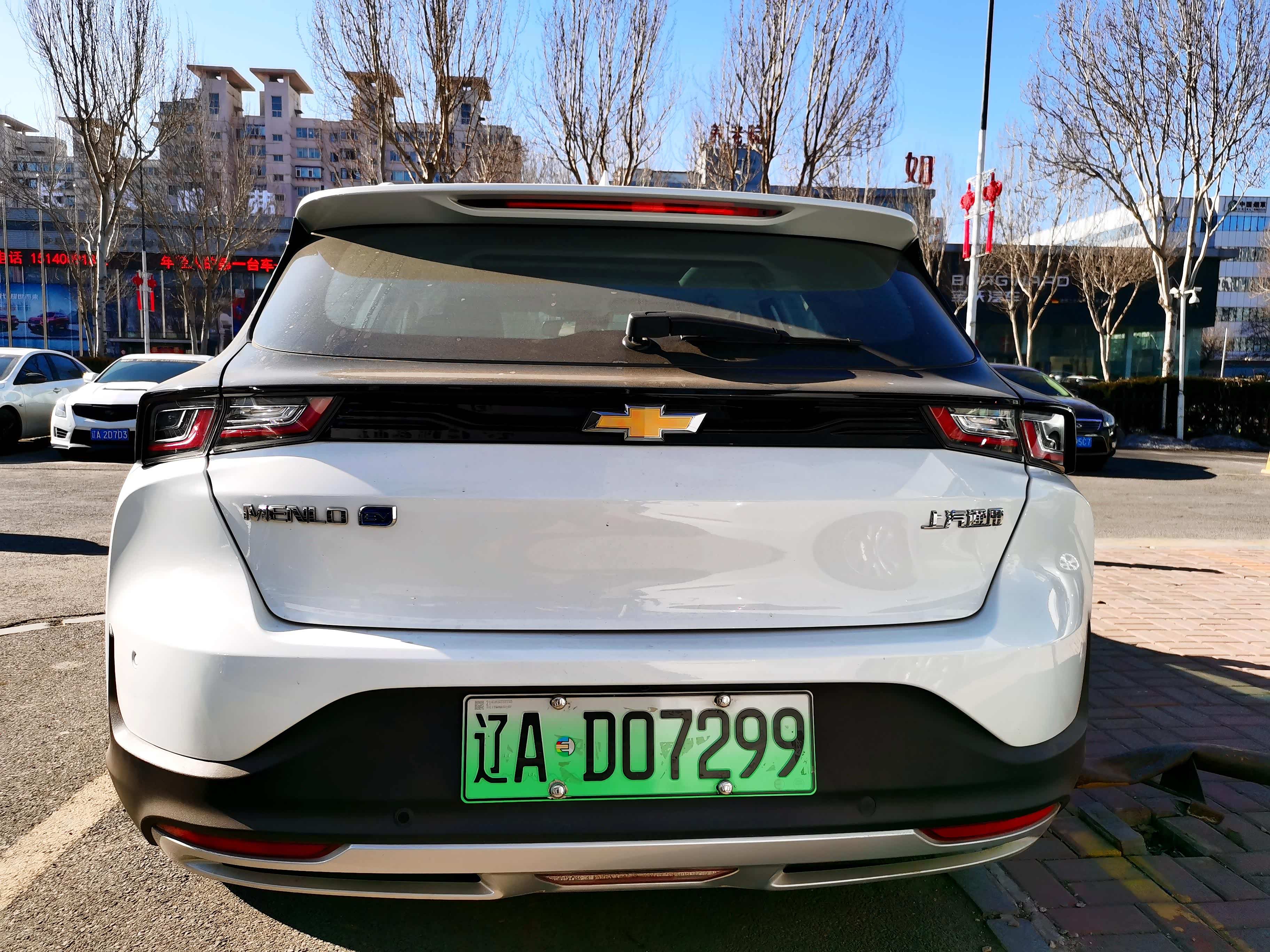 从尾部能够看出畅巡虽然是台轿车，但后部设计的非常像SUV。