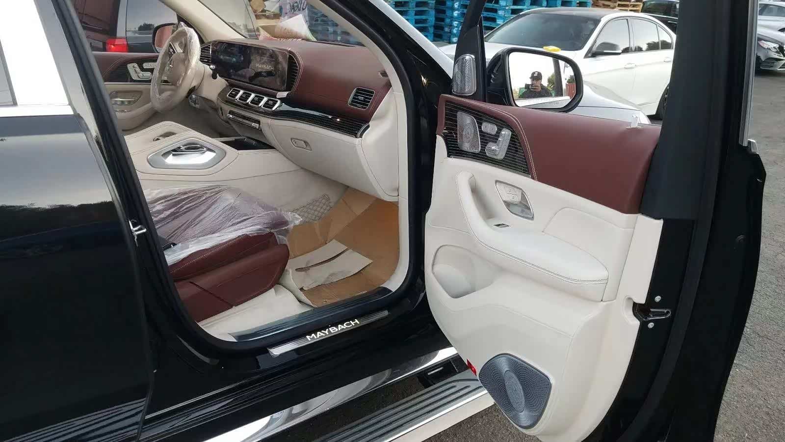 2021款奔驰迈巴赫GLS600平行进口车