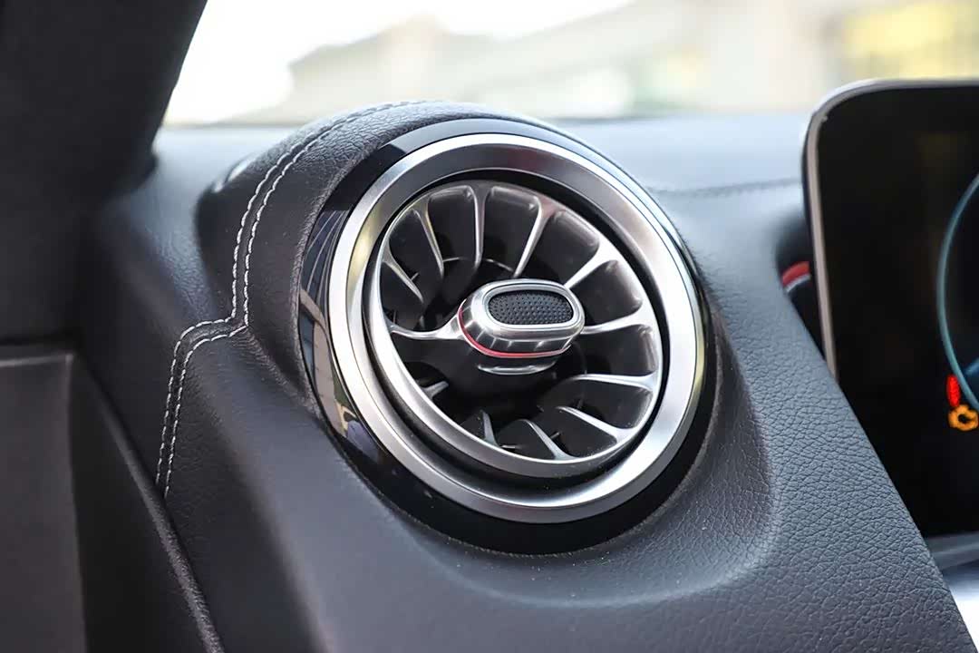 “燃气灶”出风口