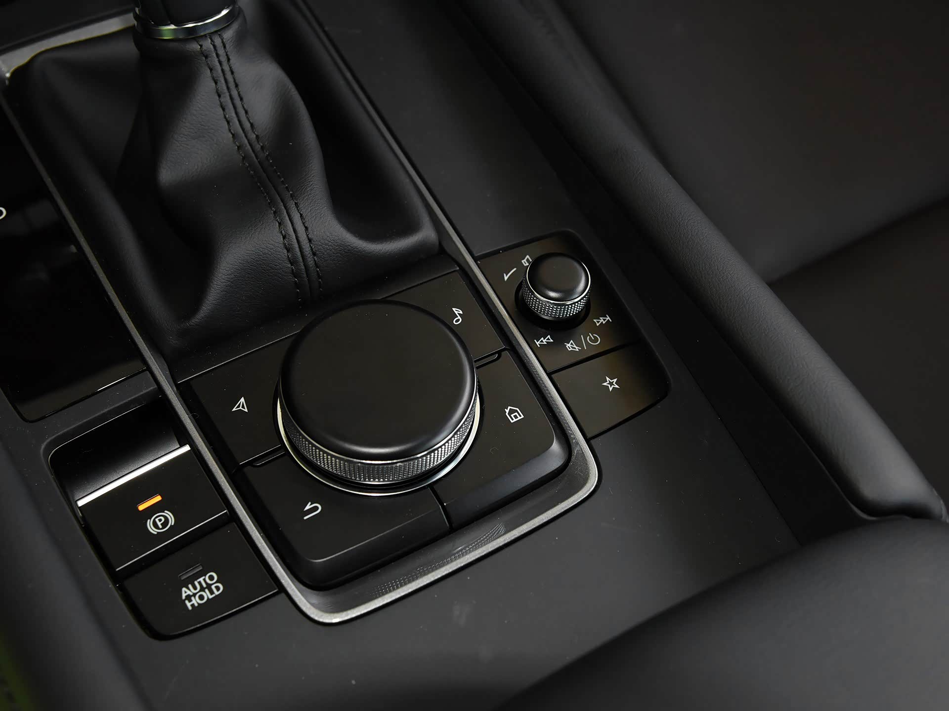 全新马自达3/引自汽车之家图库