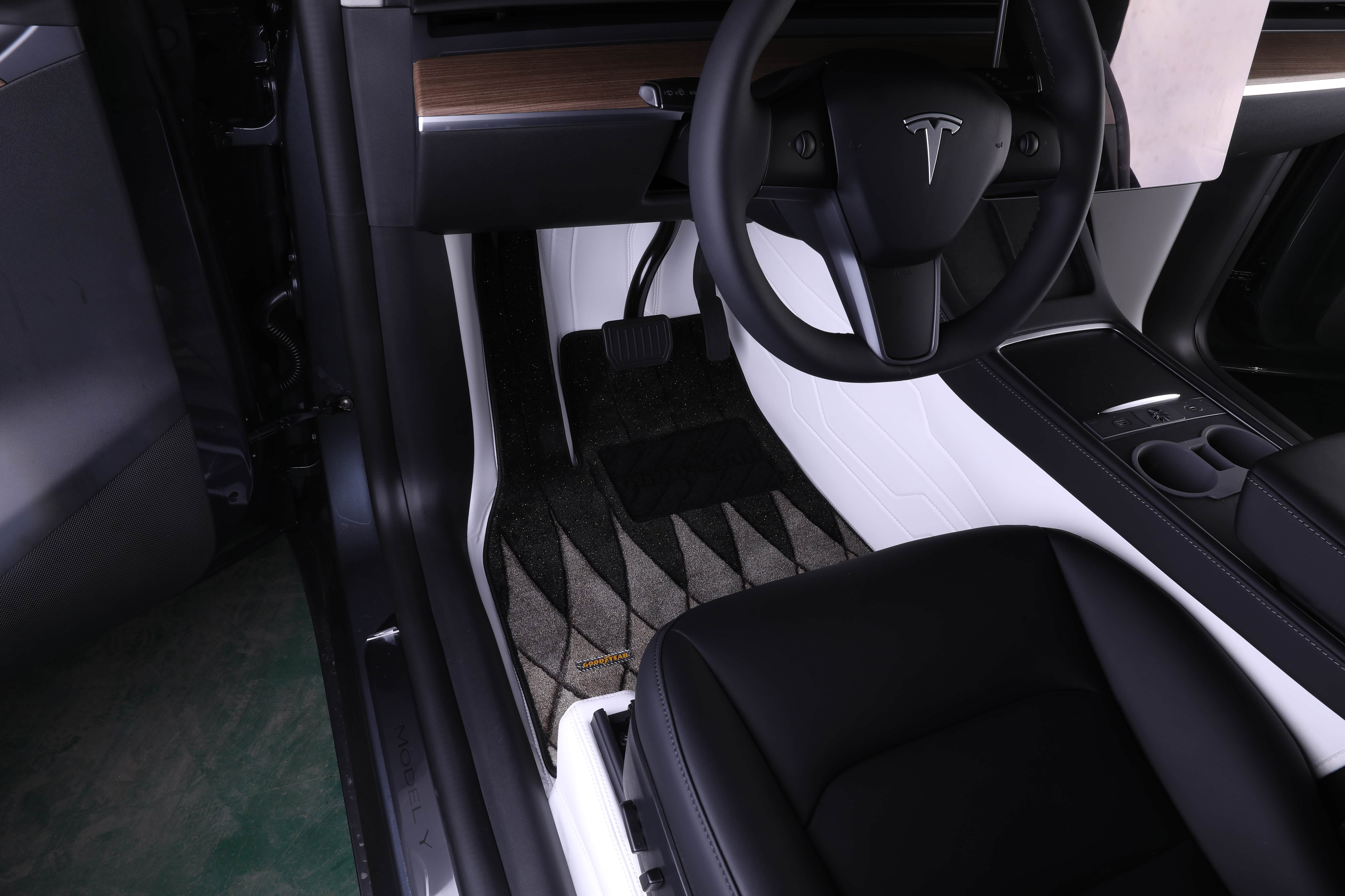 （特斯拉Model Y配固特异360航空软包脚垫）