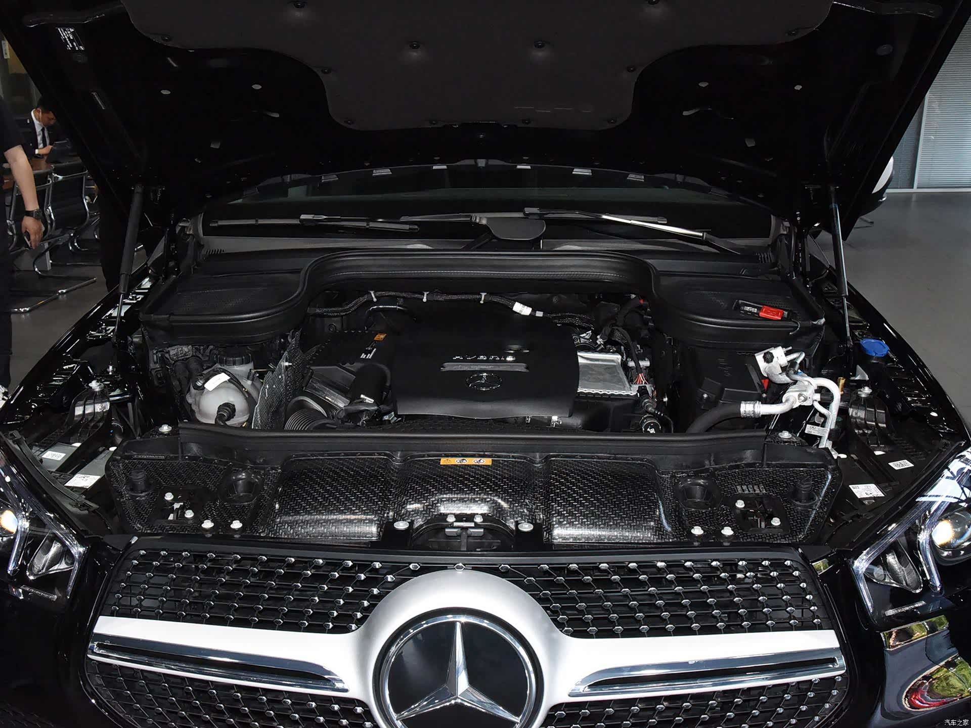 奔驰GLE 350 e 4MATIC采用奔驰第三代插电式混合动力技术/引自汽车之家图库