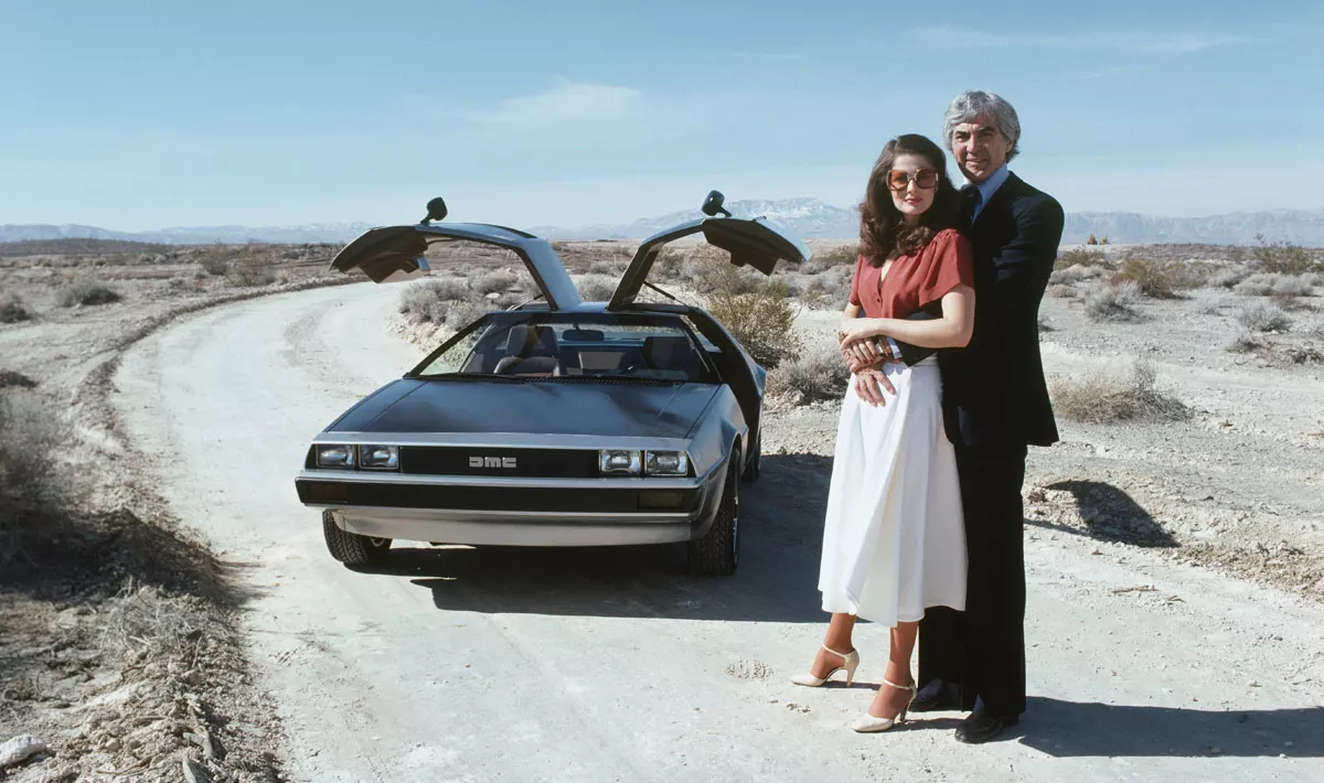 DMC DeLorean 的不锈钢车身和楔形设计对 Cybertruck 有潜移默化的影响