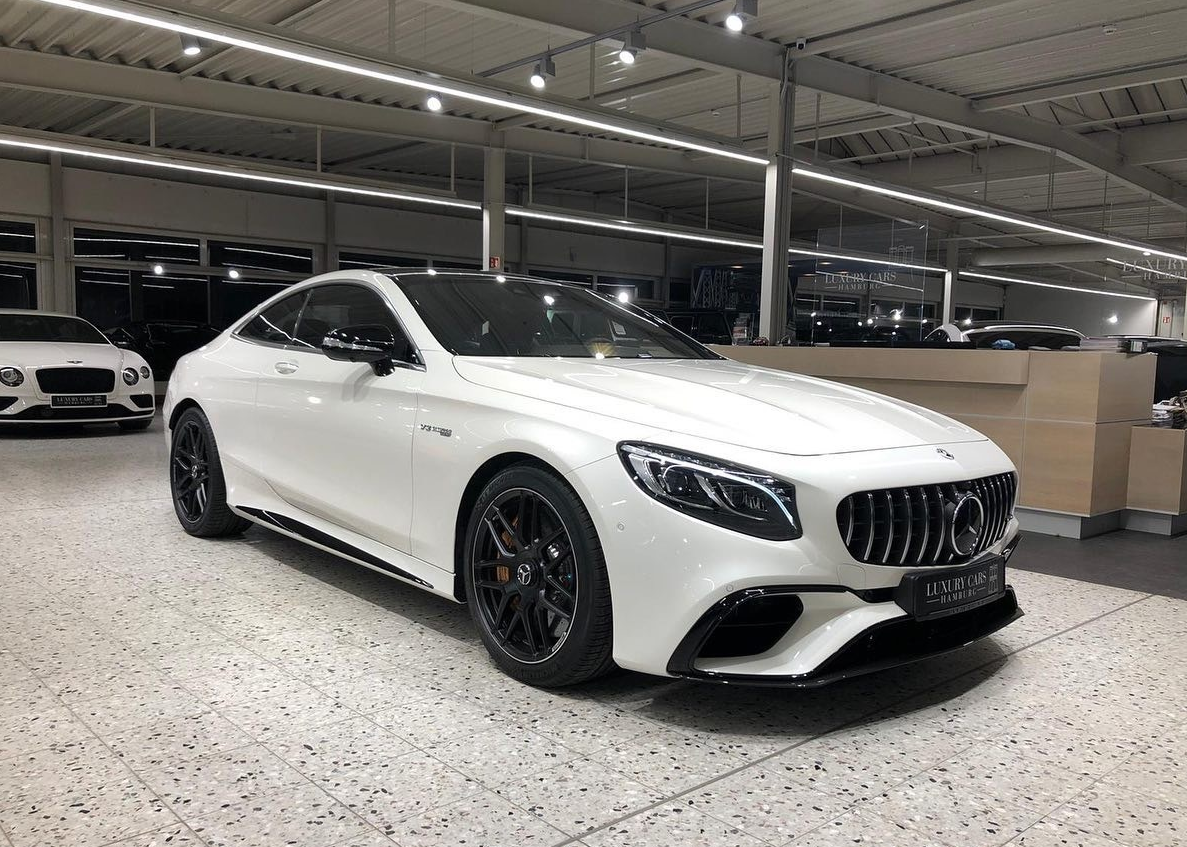 全新奔驰amg s63轿跑车实拍!网友:太美了