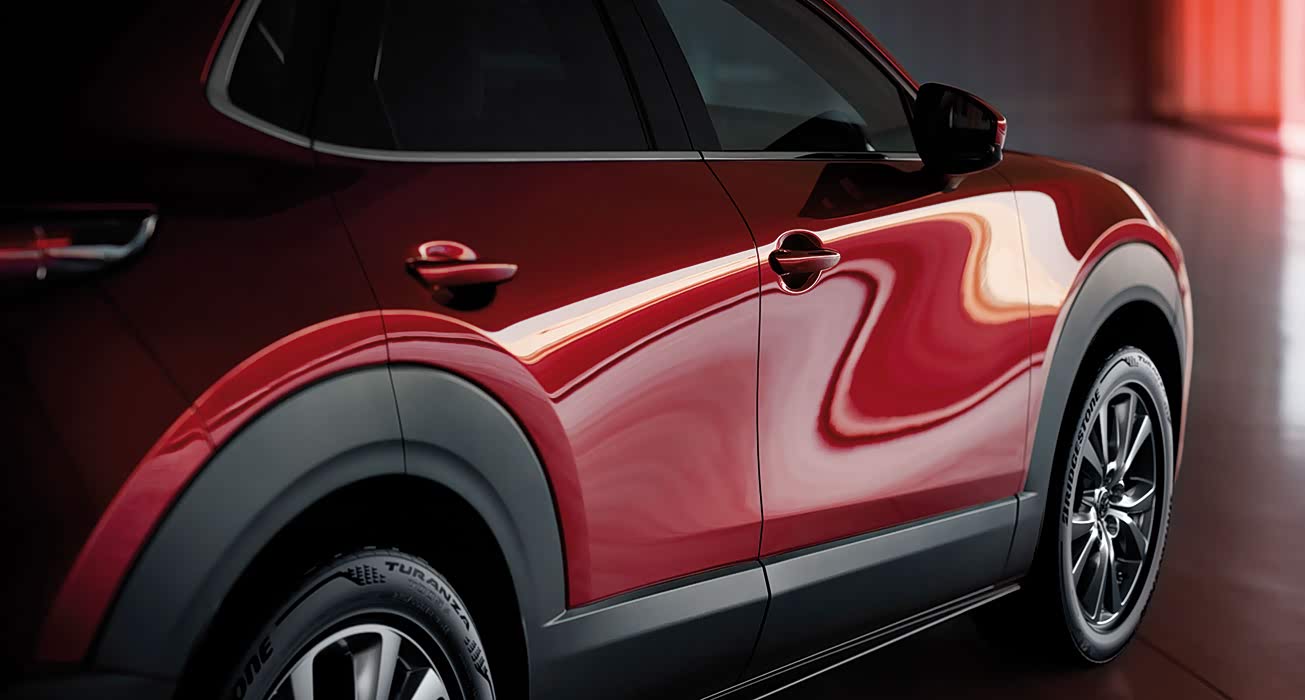 这种S型的线条在光影下不禁会让人发出一声赞叹