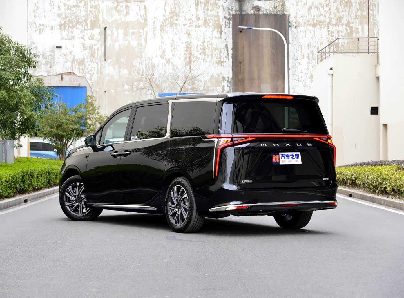 又一国产旗舰mpv将上市！比丰田埃尔法大一圈，百公里加速9.6s