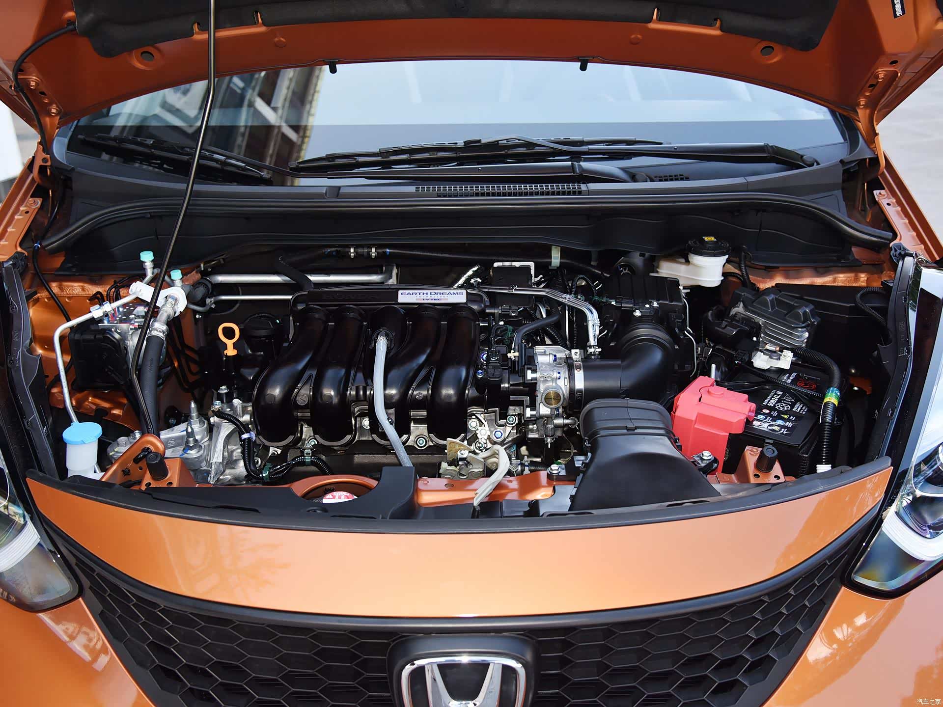 全系搭载的1.5L自然吸气发动机/引自汽车之家图库