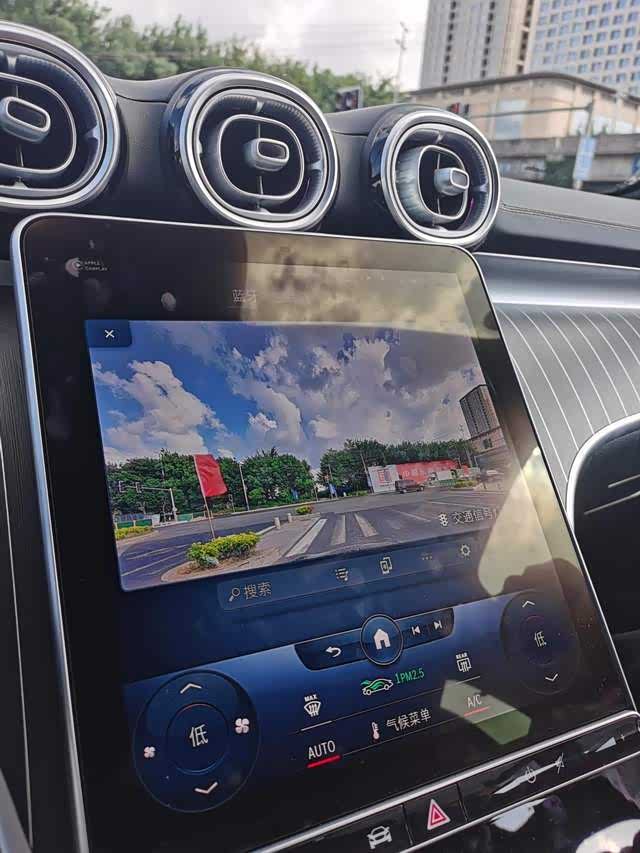 （行车记录仪+AR实景导航，新鲜）