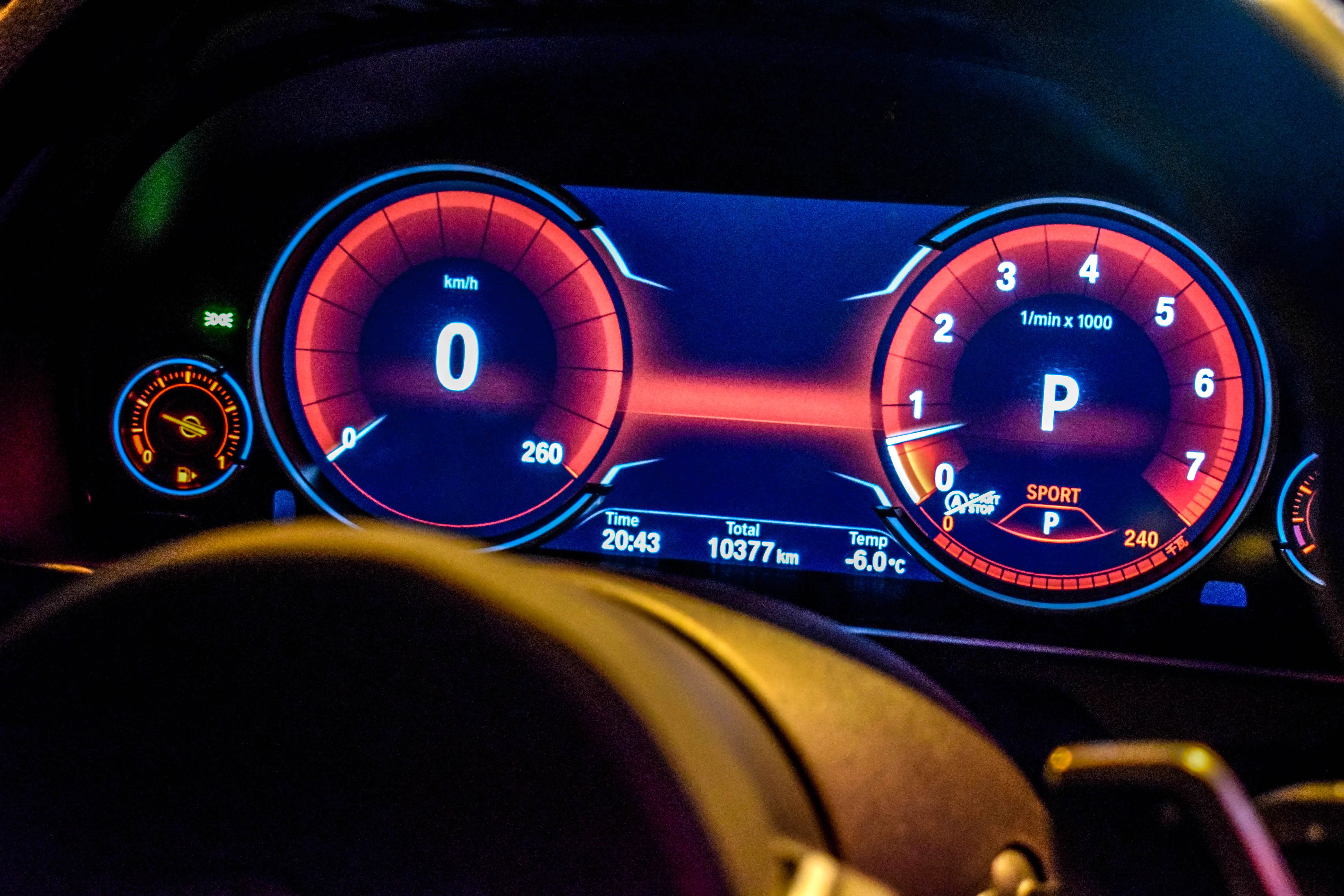 平时偶尔用运动模式，现在跑了10377公里。