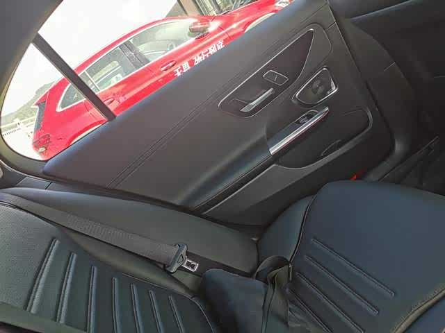 （坐垫部分进行了加软与加长，但过于上翘，配合上奇怪的靠背设计确实说不上很舒适）