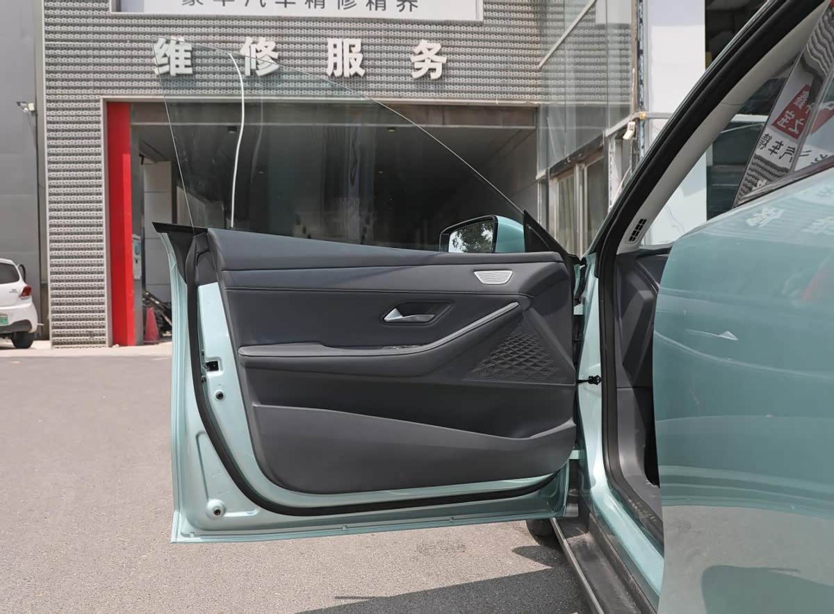 長安深藍SL03 2022款1.5L 1200增程版