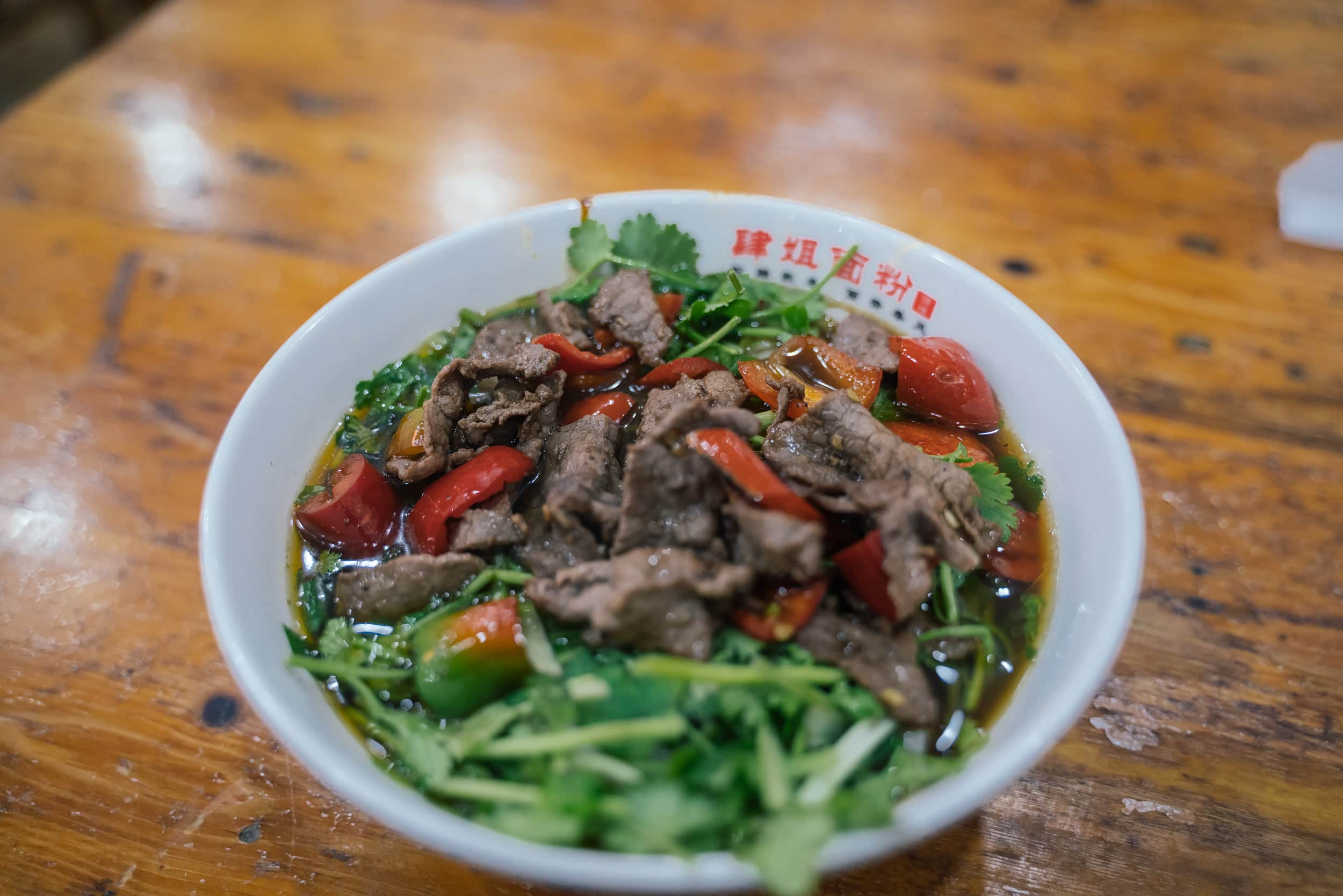 肆姐面粉馆，坡子街最值得一去的嗦粉胜地