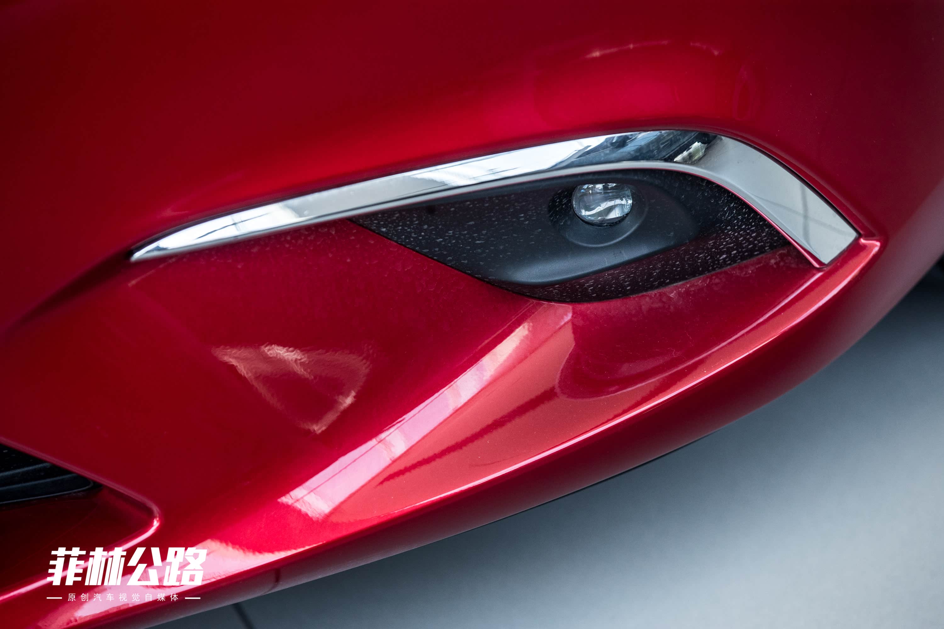 2018款 2.5L 蓝天尊崇版