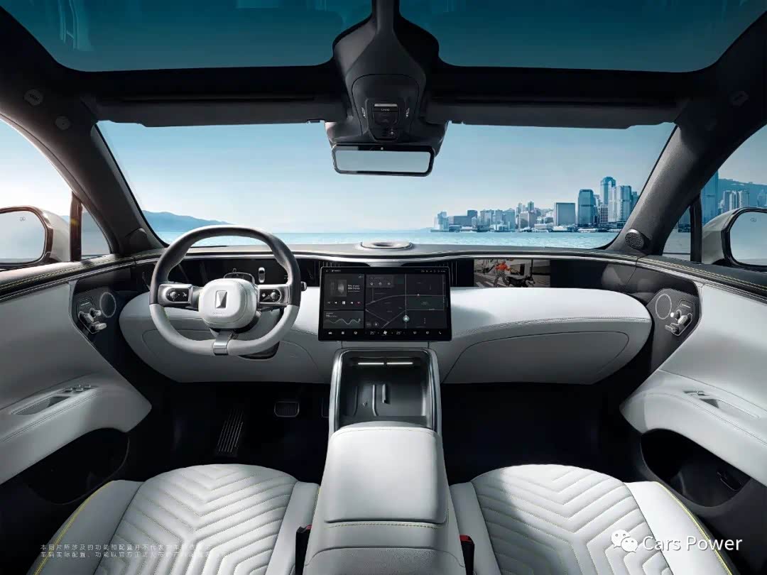 阿维塔11的座舱：极简、环抱、功能性、建筑美