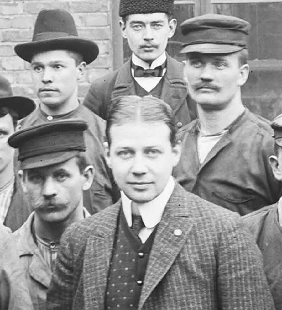 古斯塔夫·埃里克森（Gustaf Erikson）