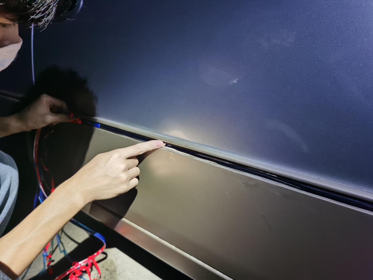 自己动手，衣食无忧
新装饰条贴上简直画龙点睛，嘿嘿有节约一笔