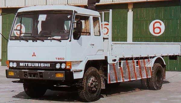 三菱T850
（感没感觉有点眼熟）