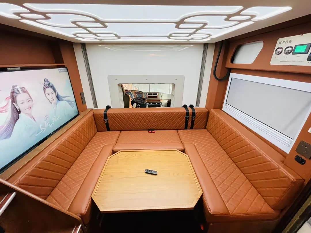 重汽汕德卡房车