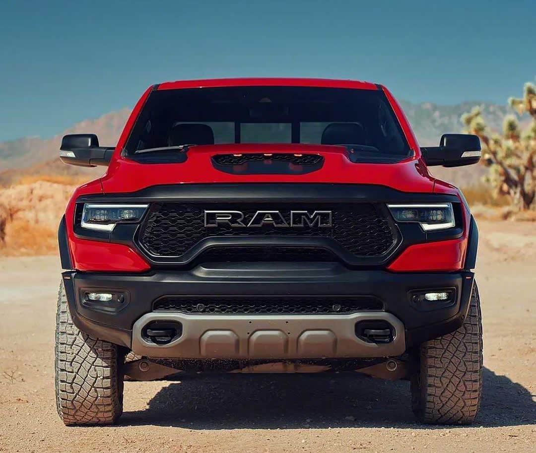 6.2T 712号力 V8 、3.55后轴比，125L油箱