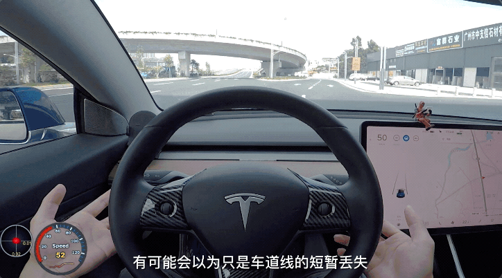 电动邦实测：在岔路口出现并线犹豫