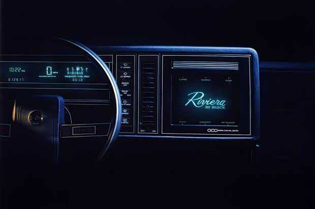 世界上第一款触摸中控屏的车型是1986年的别克Rivera