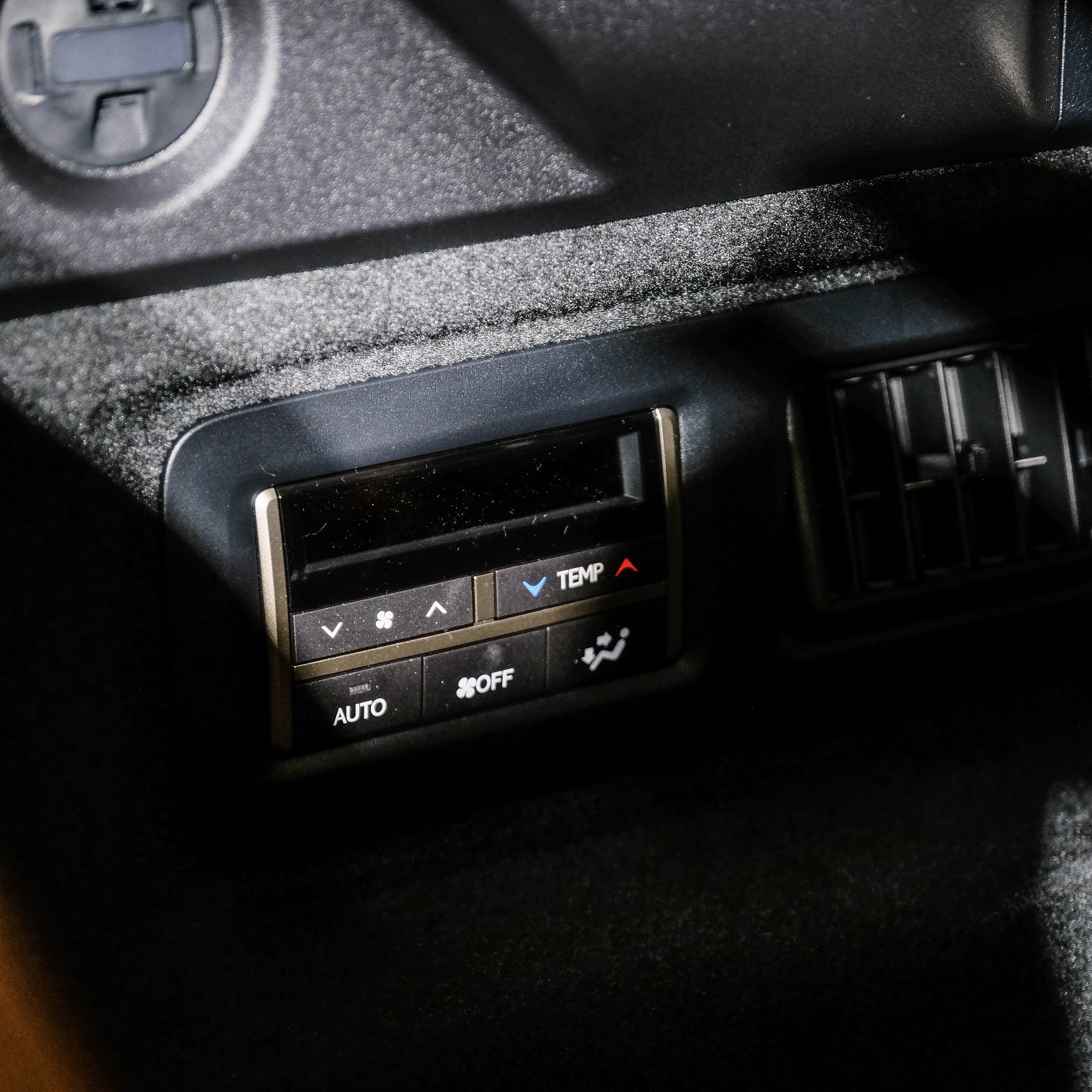 RX450hL第三排独立自动空调