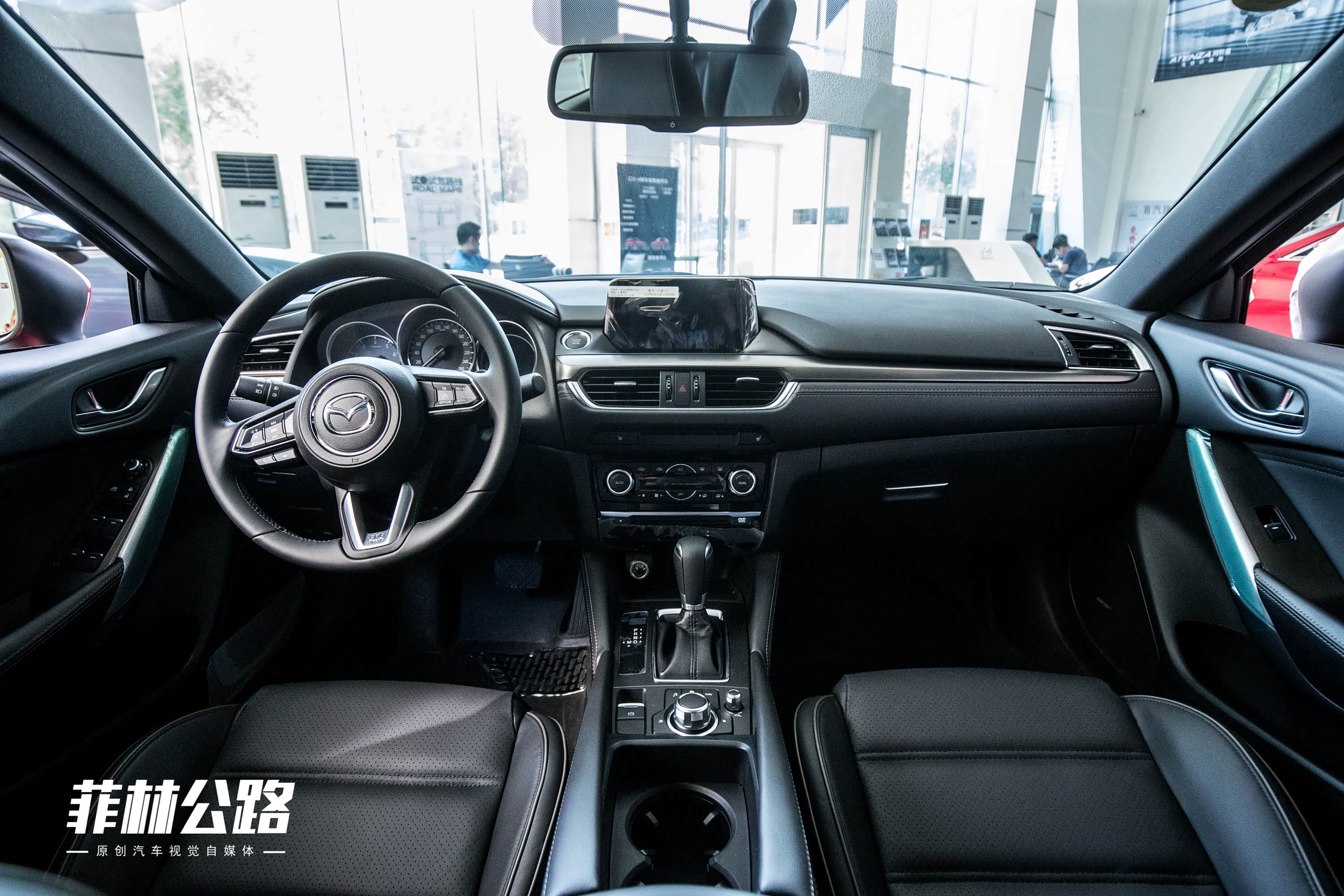 2018款 2.5L 蓝天尊崇版