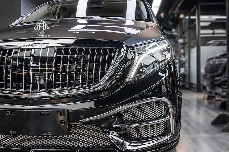 奔驰豪华七座隔断商务车