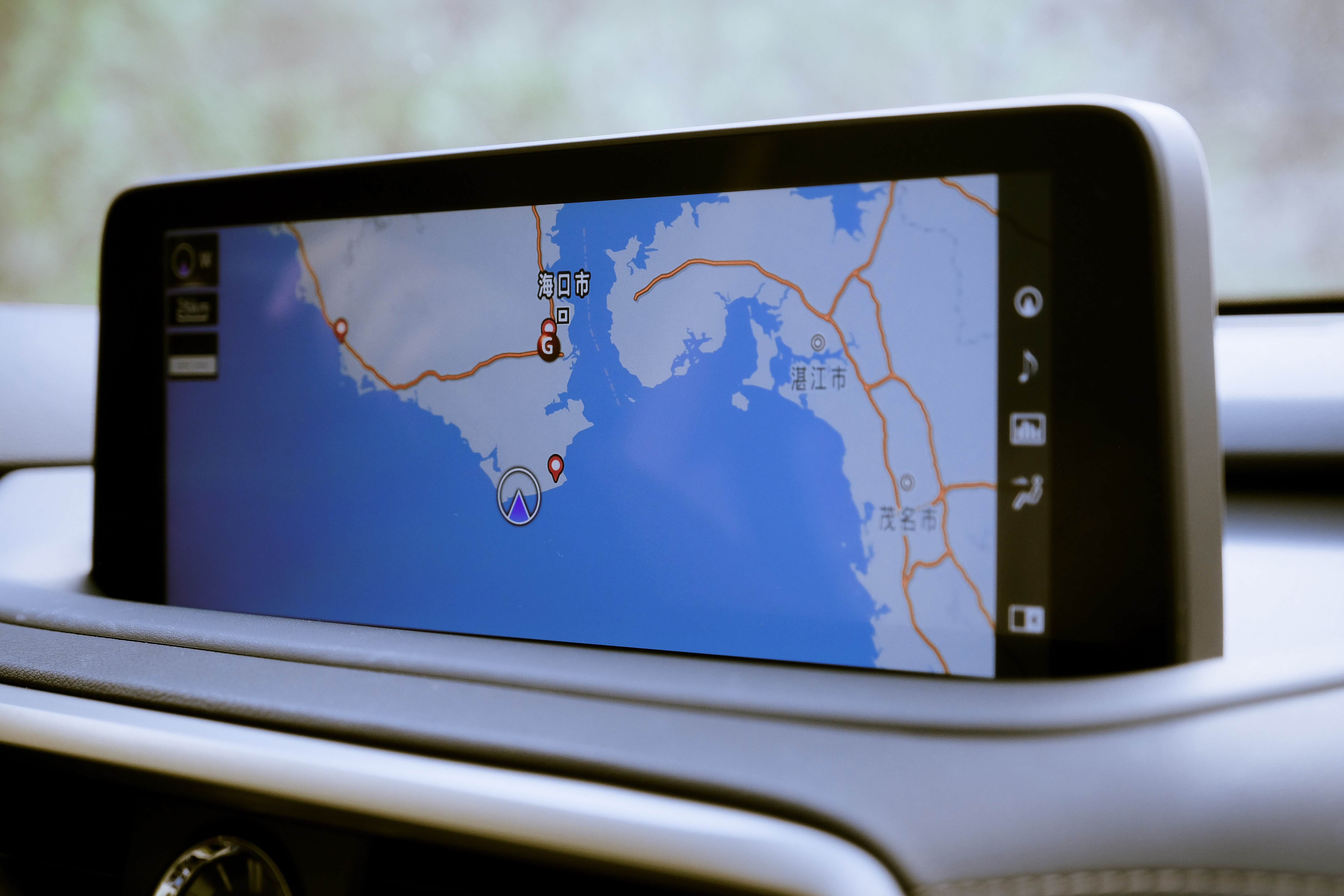 只有顶配车型才有的12.3英寸大屏