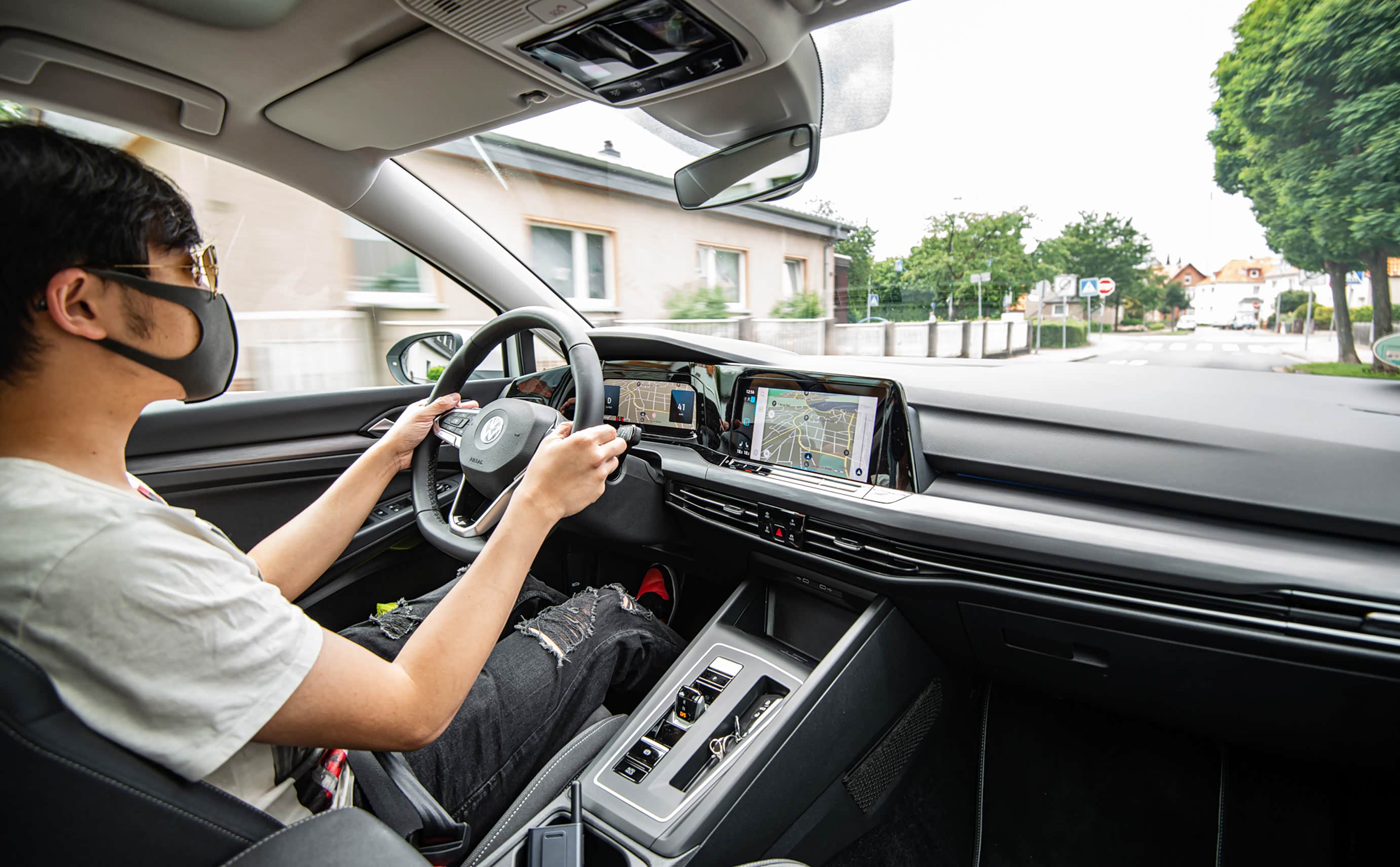 在48V的加持下，起步驾驶感优秀！