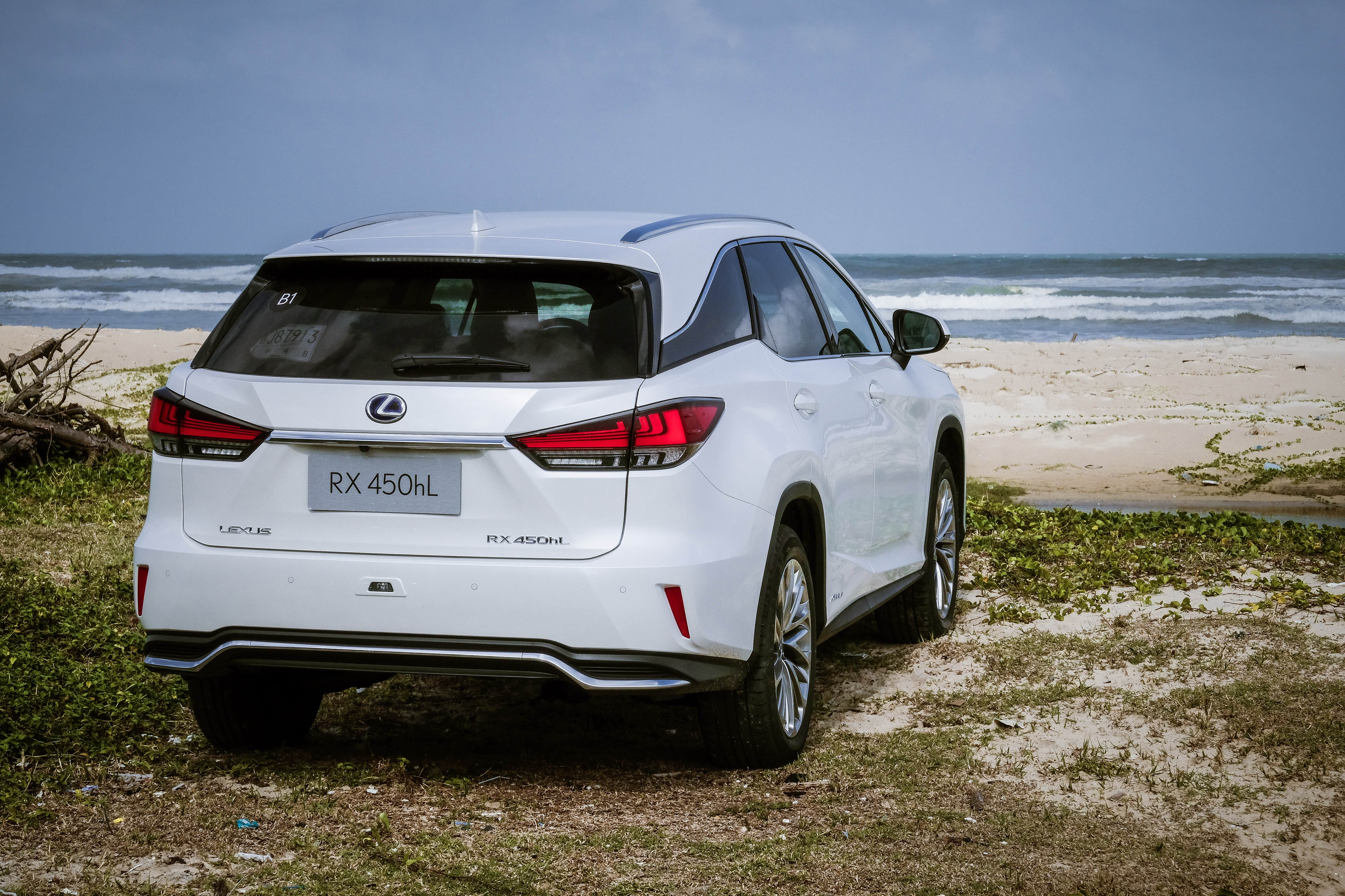 RX450hL在底盘和车身上进行了大量改进