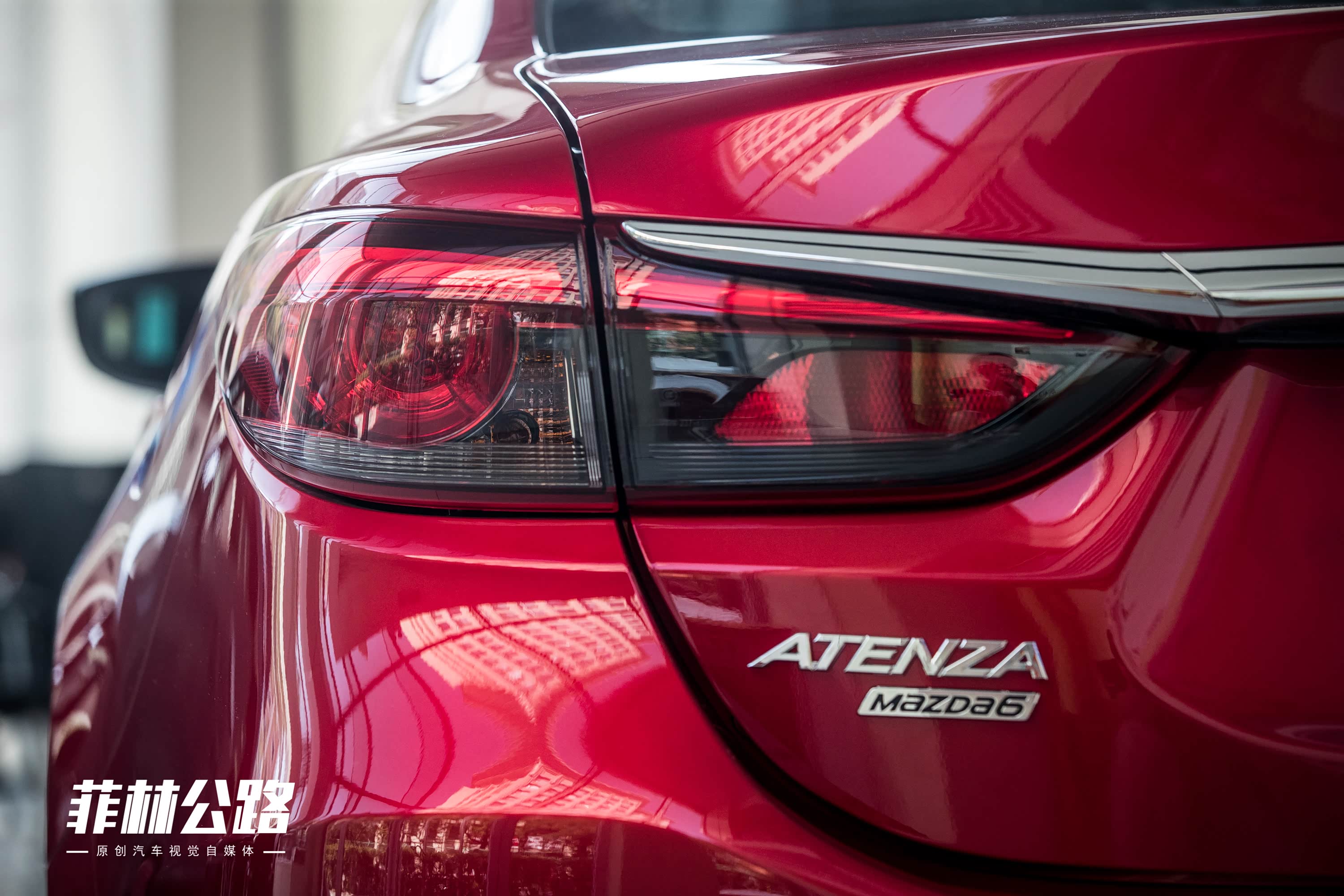 2018款 2.5L 蓝天尊崇版