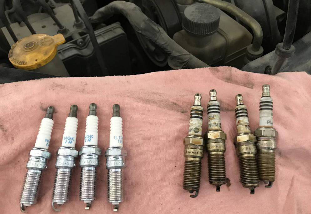 装上新的火花塞