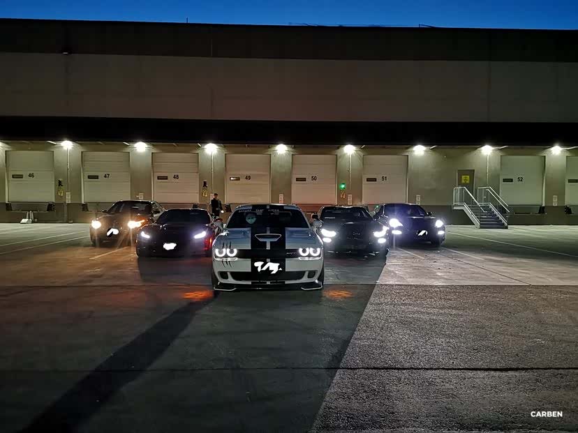 ▲ gt club的一次车聚，900p的地狱猫是真的快，真的炸