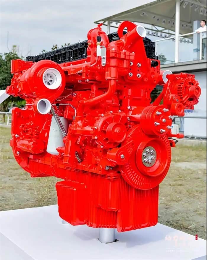 康明斯全新发布的15升机