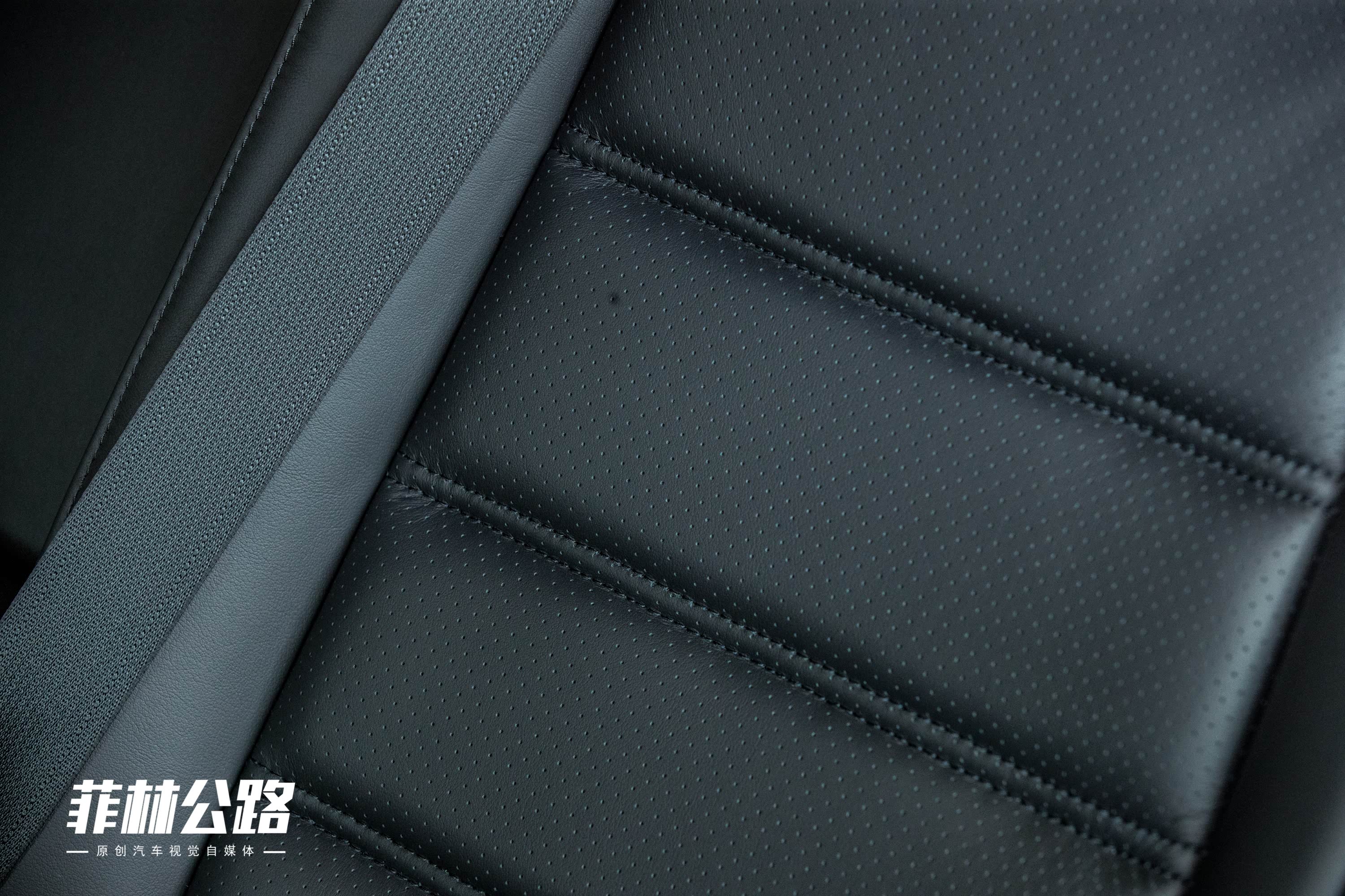 2018款 2.5L 蓝天尊崇版