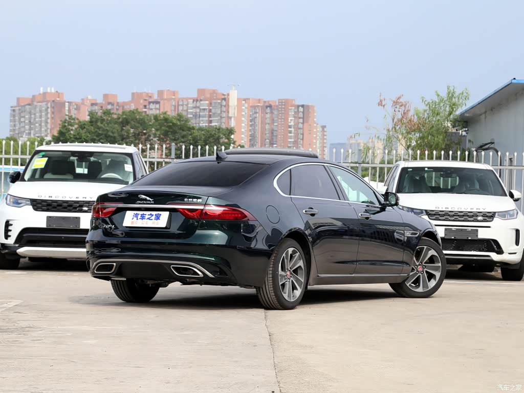 配图为2021款 XFL 2.0T P200 两驱精英豪华版